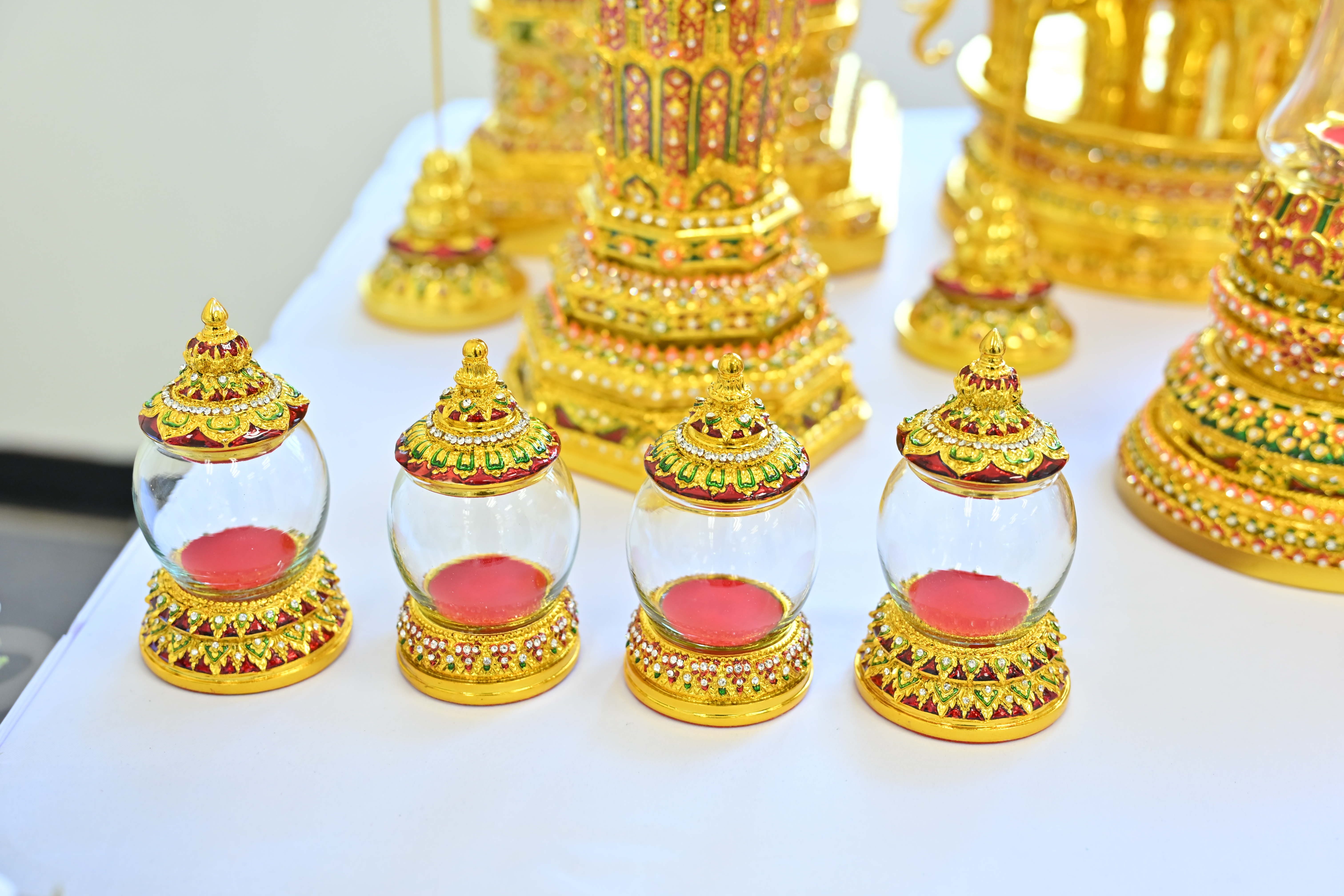 title - ส.ป.ก.นครปฐม เข้าร่วมพิธีมอบแบบลายผ้าพระราชทาน ประจำปี 2569